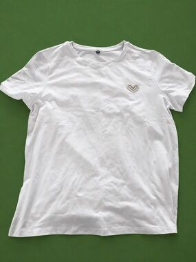 Women's White Short Sleeve Tee with Heart Embellishment